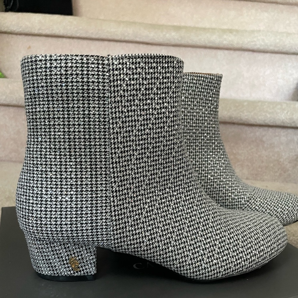 Kurt Geiger **BRAND NEW** Sparkle Ankle Boots in Silver